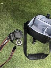 Canon EOS 50D SLR Digital Camera lens With Carrying Bag And Straps