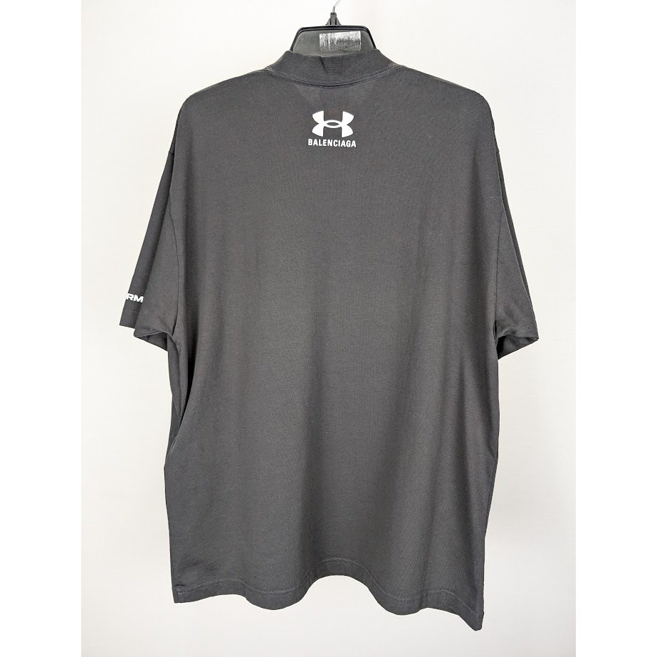 BALENCIAGA Under Armour ジャージーTシャツ ミディアムフィット Balenciaga x Under Armour Q:2 /Print Vint Medium Fit T-Shirt
