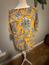 Loft Petite Women's Orange w/White&Black Flowers, SS, Back Keyhole Closure Sz LP