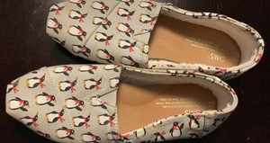 toms penguin shoes