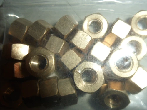 25No, 1/4" UNF, BRASS MANIFOLD NUTS