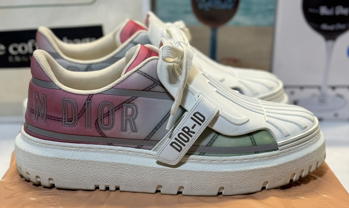 Diorクリスチャンディオール　ID スニーカー　37 1/2 名東】【CHRISTIAN DIOR】ディオール スニーカー サイズ37 1/2