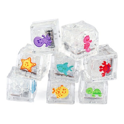 Baby Light-Up Bath Toy 8 PCs