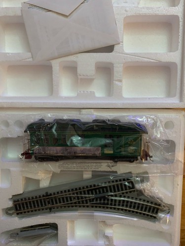 Thomas Kinkade Hawthorne Village Christmas Painter Light Bachmann HO Train Cars! - Picture 9 of 29