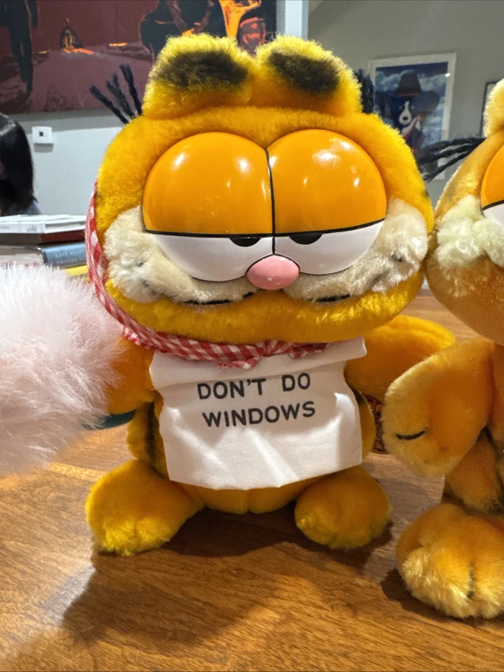 New With Tags, 1981 Dakin Garfield Plush Lot I Don't Need This, Don’t Do Windows - Image 3 of 4