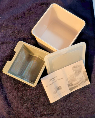 Cuisipro Donvier Yogurt Cheese Maker MIB Box Instructions Recipe Book Included