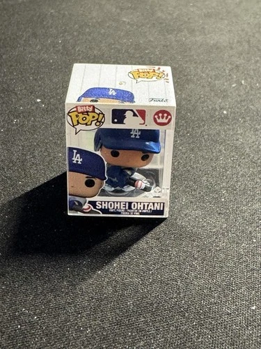 2026 Topps Series 1 Funko Bitty POP SHOHEI OHTANI DODGERS Mini-Figure Super Box
