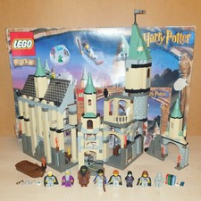 LEGO HARRY POTTER - 4709 - CASTELLO DI HOGWARTS - OTTIME CONDIZIONI - SCATOLA E ISTRUZIONI INC