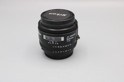 Nikon Nikkor AF 50 mm F/1.4  AF Objektiv Festbrennweite Vollformat