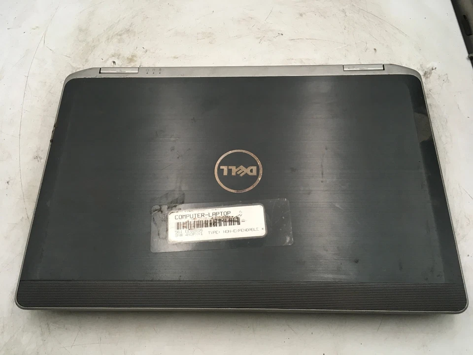 DELL LATITUDE E6330 - FOR PARTS/NO BOOT - INTEL I5 3320M - NO RAM - READ DESC-BB - Image 4 of 4