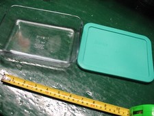 VINTAGE PYREX GLASS STORAGE 3 CUP No. 7210 H TURQUOIS LID