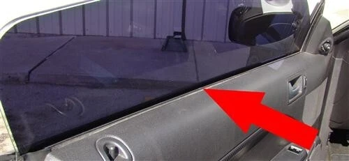 Cinturón de puerta interior Ford Mustang 2005-2009 bandas meteorológicas diestro + diestro calle fuera de la ley ¡venta! Foto 2 de 4