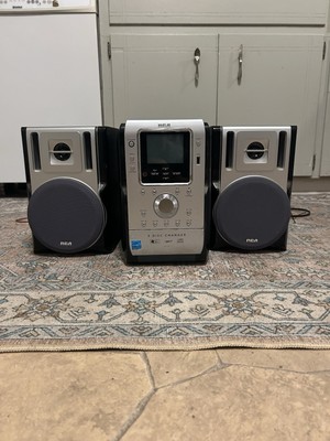 RCA Compact Audio System RS2130i Five Disc CD Radio RCA Aux Speakers ...