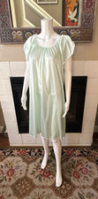 VTG KOMAR night gown Cap Sleeve Lightweight Lime Green Armpit-armpit 24 MED
