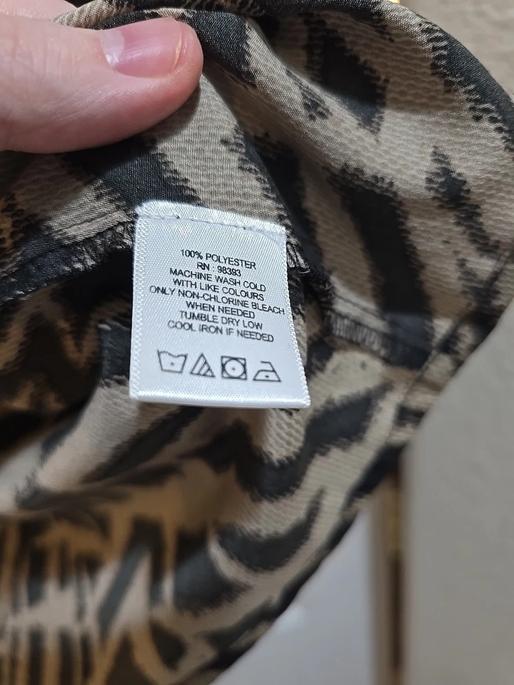 Top Bella Gray de Lisa Rinna negro beige Foto 4 de 4