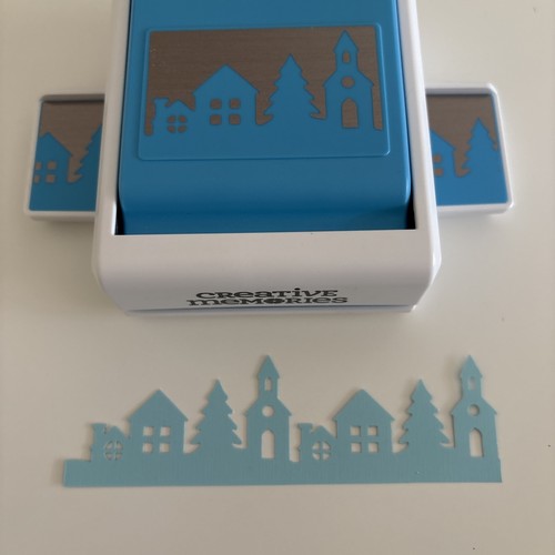 Creative Memories CHARMING VILLAGE  Punch Decorative Border Punch