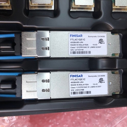 1 PZ FTL4C1QE1C Finisar QSFP+ 40GBASE-LR4 ricetrasmettitore QSFP-40G-LR4 - Foto 1 di 2