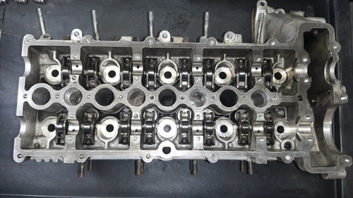 BMW E91 E90 E60 E61 E83 320d M47N2 Zylinderkopf 7781211 7785876