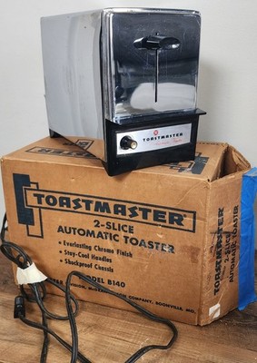 Vintage Toastmaster 2 Slice Automatic Toaster - B140-1 Chrome Finish - Works