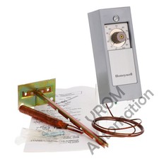 Surplus Honeywell T678A 1437 TRADELINE Remote Bulb Temperature Controller