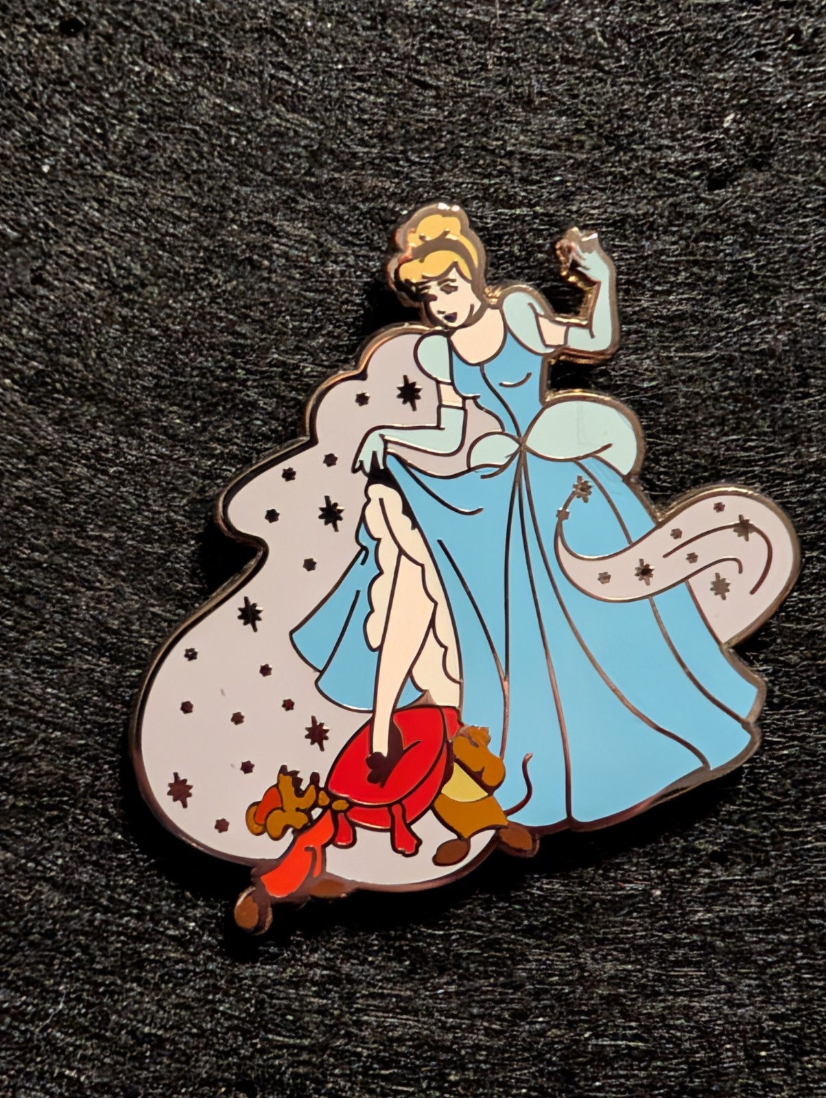 Walt Disney Princess Cinderella with Jag & Gus Helping Put On The Slipper Pin