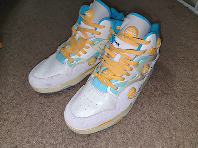 Reebok The Pump Omni Zone II Men's High Top Lace-Up Sneakers White Blue Yellow
