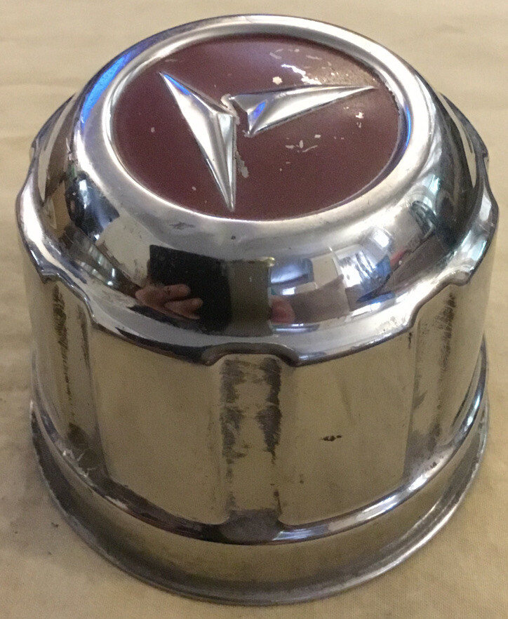 Vintage OEM Toyota Pickup 4X2 Steel Wheel Center Hub Cap TRUCK hubcap