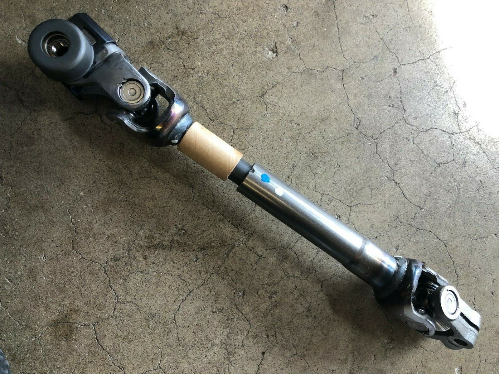 NEW OEM NISSAN SENTRA 20072012 INTERMEDIATE STEERING SHAFT / KNUCKLE