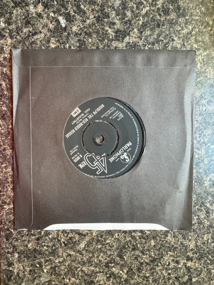 Paul McCartney Wonderful Christmastime 7" Vinyl Single UK Pressing New - Image 2 of 2