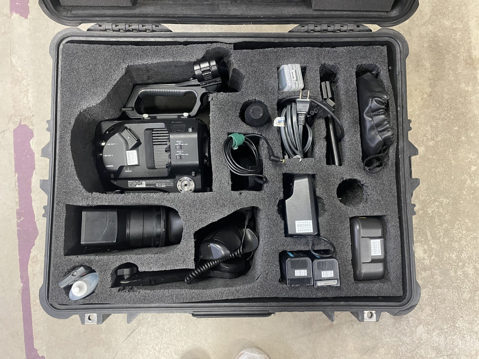 Sony FS7 with Case