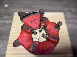 RIDGID No.811 A Die Head For power Threaders