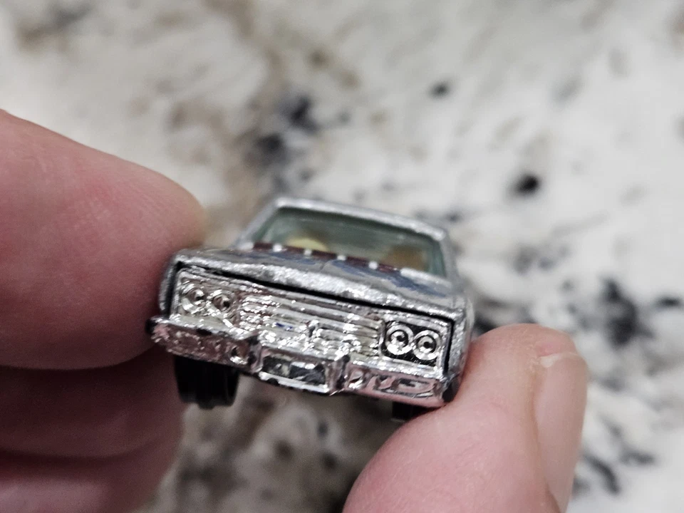 Toyota Crown 1/64 diecast vintage Yatming #1055 plateado Foto 4 de 4