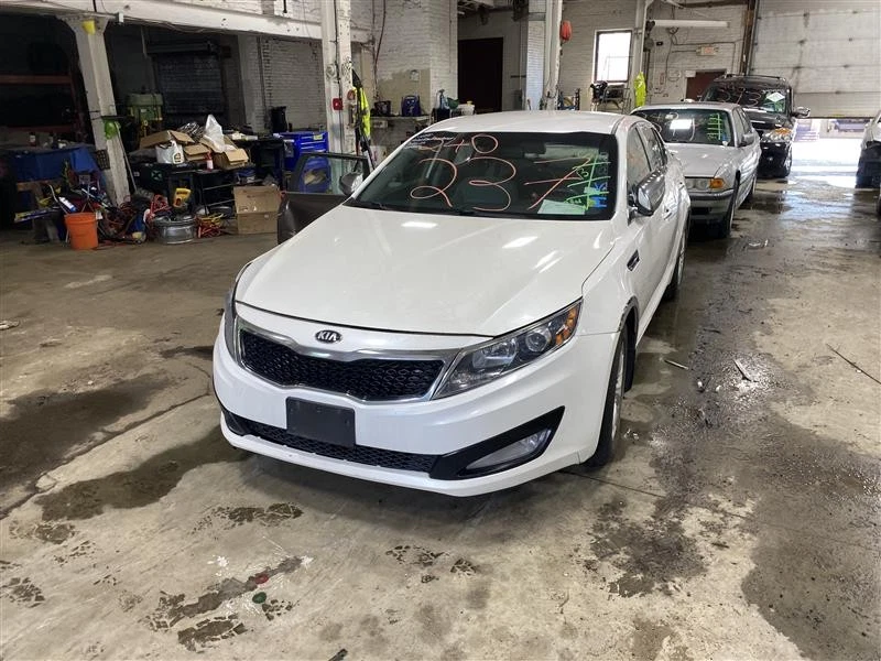 RADIATOR Hyundai Sonata Kia Optima 2011 11 2012 12 2013 13 AT 1350993 Foto 4 de 4