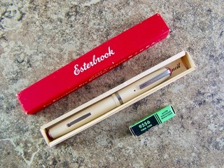 Nice Vintage 1940's Esterbrook Nurses Fountain Pen Restored. New 9556 F Nib