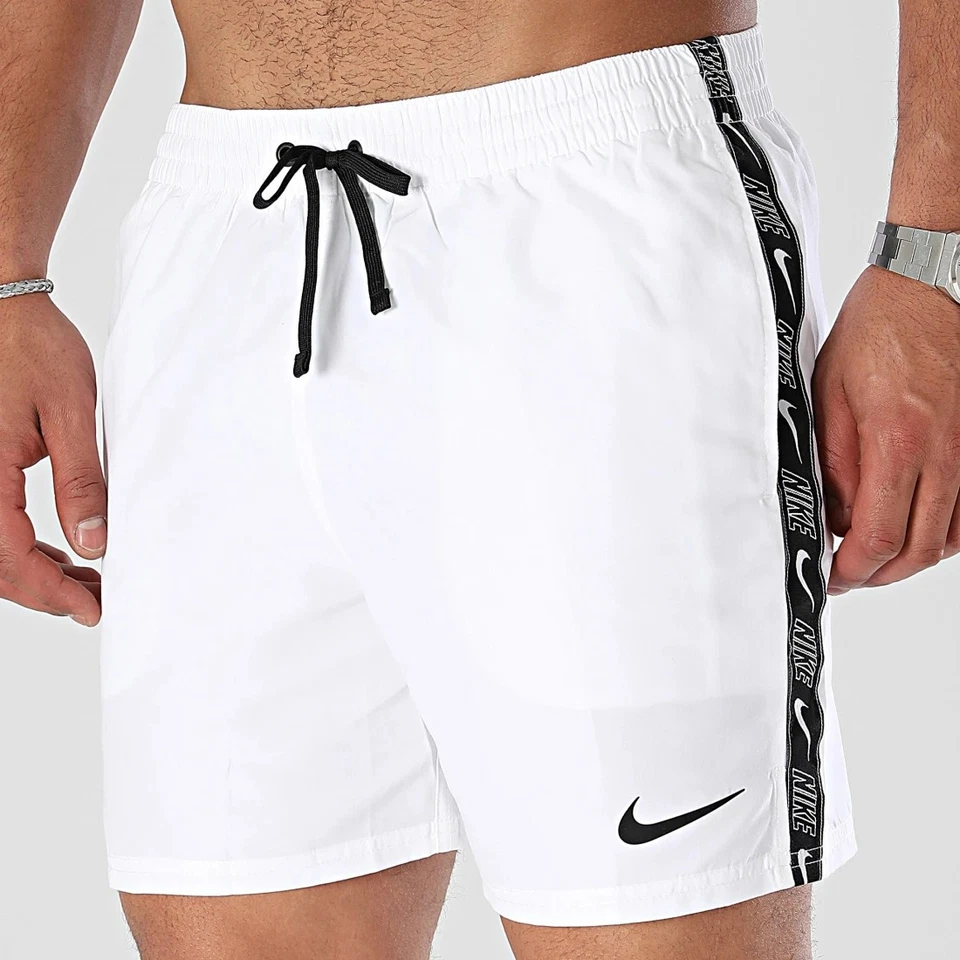  Costume da Bagno shorts pantaloncini UOMO Nike LOGO TAPE Bianco con tasche  - Immagine 3 di 4