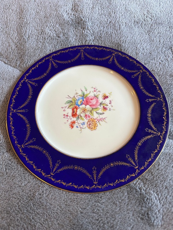 Antique Coalport Porcelain Dinner Plate Cobalt Blue Rim with Gold Scrolling