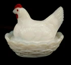 Vintage Westmoreland White Milk Glass Chicken in Basket Dish Red Comb mAAW