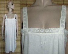 ALTES NACHTKLEID - UNTERKLEID - LOCHSTICKEREI - LEINEN/COTTON - ANTIK - GR. S