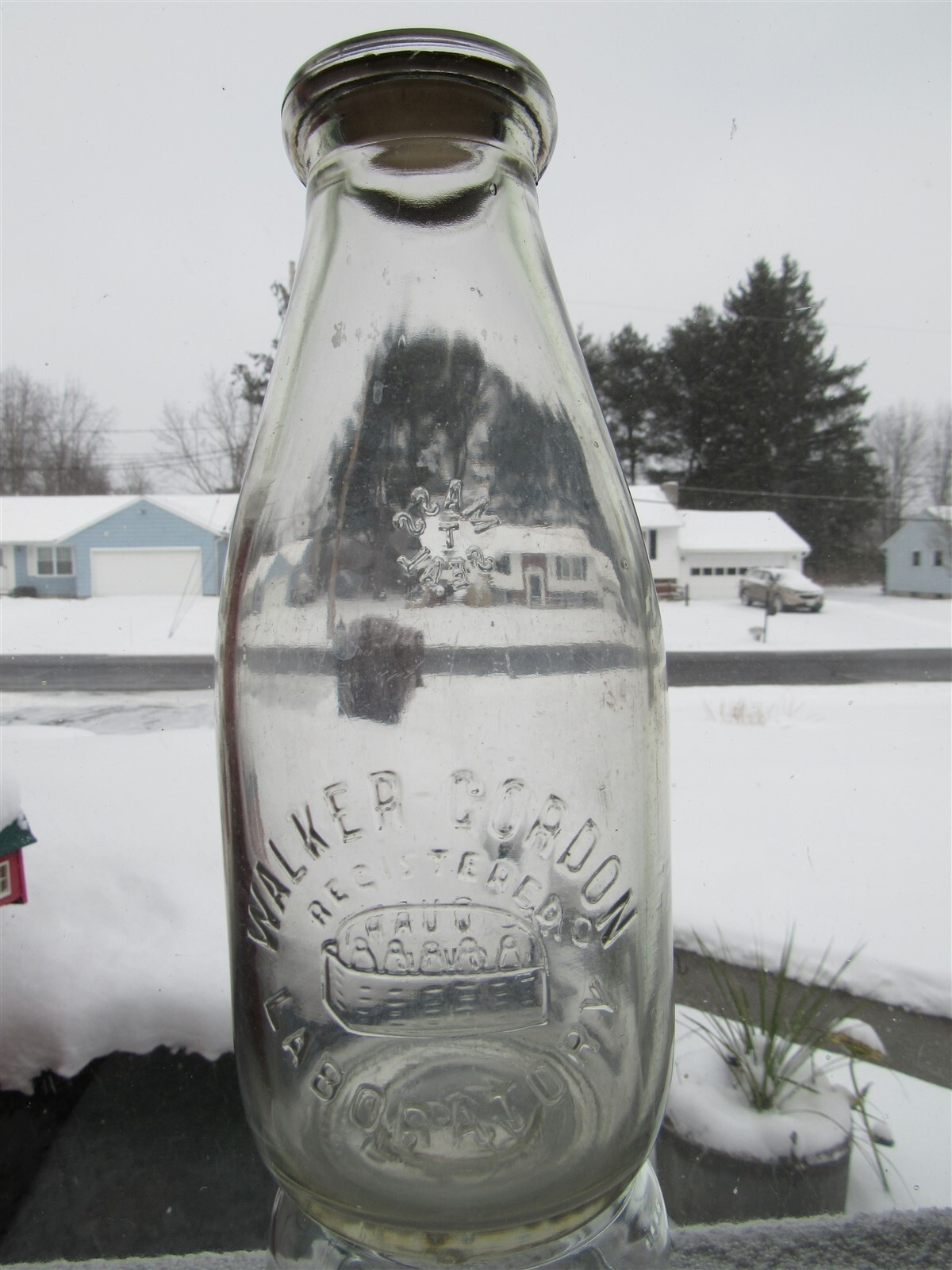 Walker Gordon Lab TREQ Milk Bottle Walker Gordon Laboratory Dairy Boston MA embossed ...