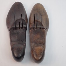 Wood Shoe Stretcher Form Insert Lot of 2 Wooden 9-3  9-2