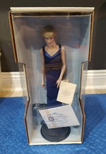 Franklin Mint Diana Princess of Wales Portrait Doll Blue Dress 17" Porcelain NIB