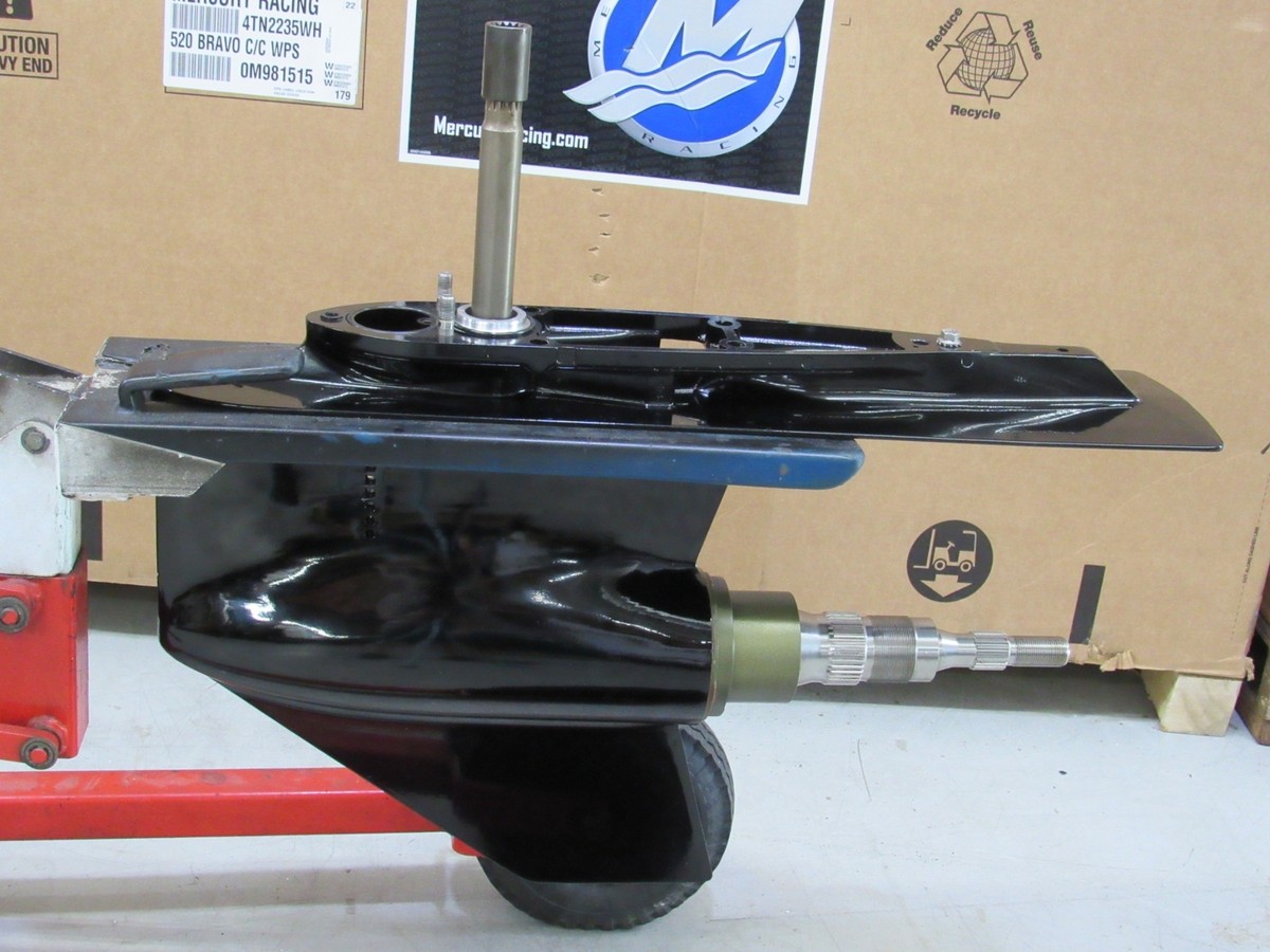 Genuine OEM Mercury Mercruiser Bravo 3 15/19 DWP Lower 8M0046733 