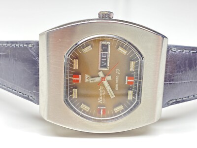 beautiful vintage nivada mustang 73 edition automatic day/date