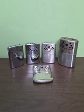 Vintage 4 Jon-e and 1 Dickson hand warmers (USED UNTESTED) 