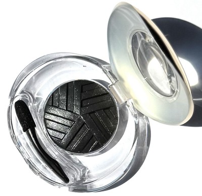 PUPA Vamp! Compact Eyeshadow No. 001 please read