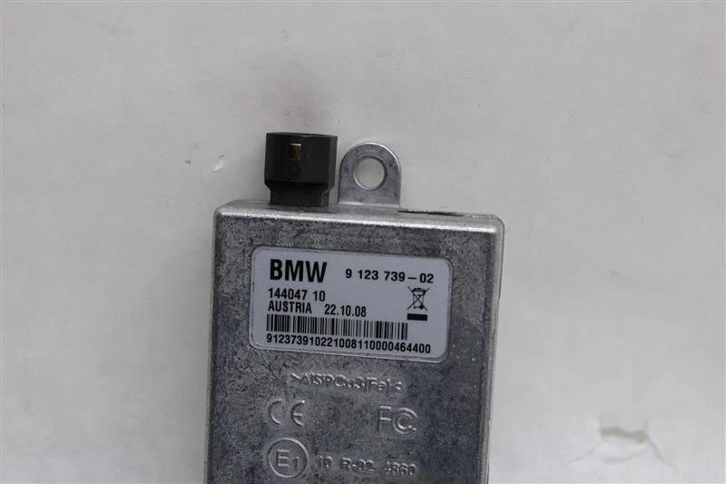 Used Antenna fits: 2009 Bmw 535I Grade A Foto 2 de 4