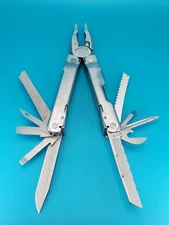 Leatherman Stainless Steel Super Tool 300 Multitool!