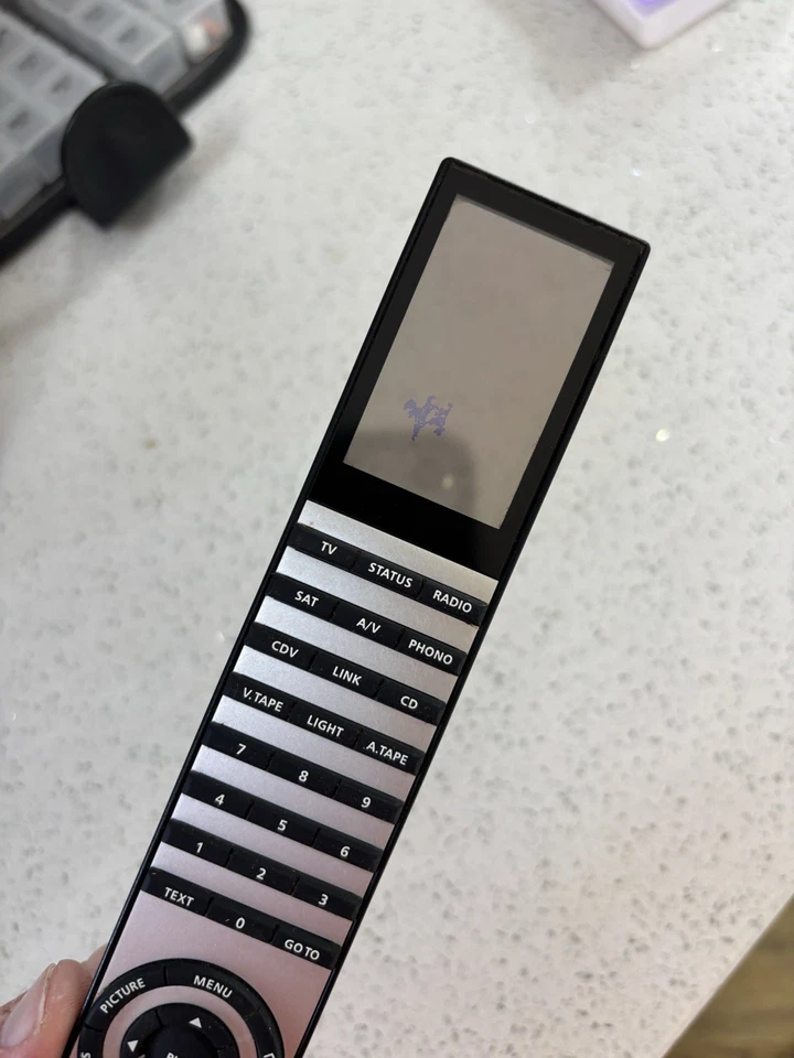 Bang & Olufsen Beolink 5000 Remote Control LCD Issue - Image 4 of 4