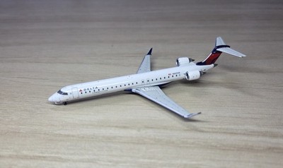 Gemini Jets 1:400 Delta Connection BOMBARDIER CRJ900 N800SK GJDAL2029