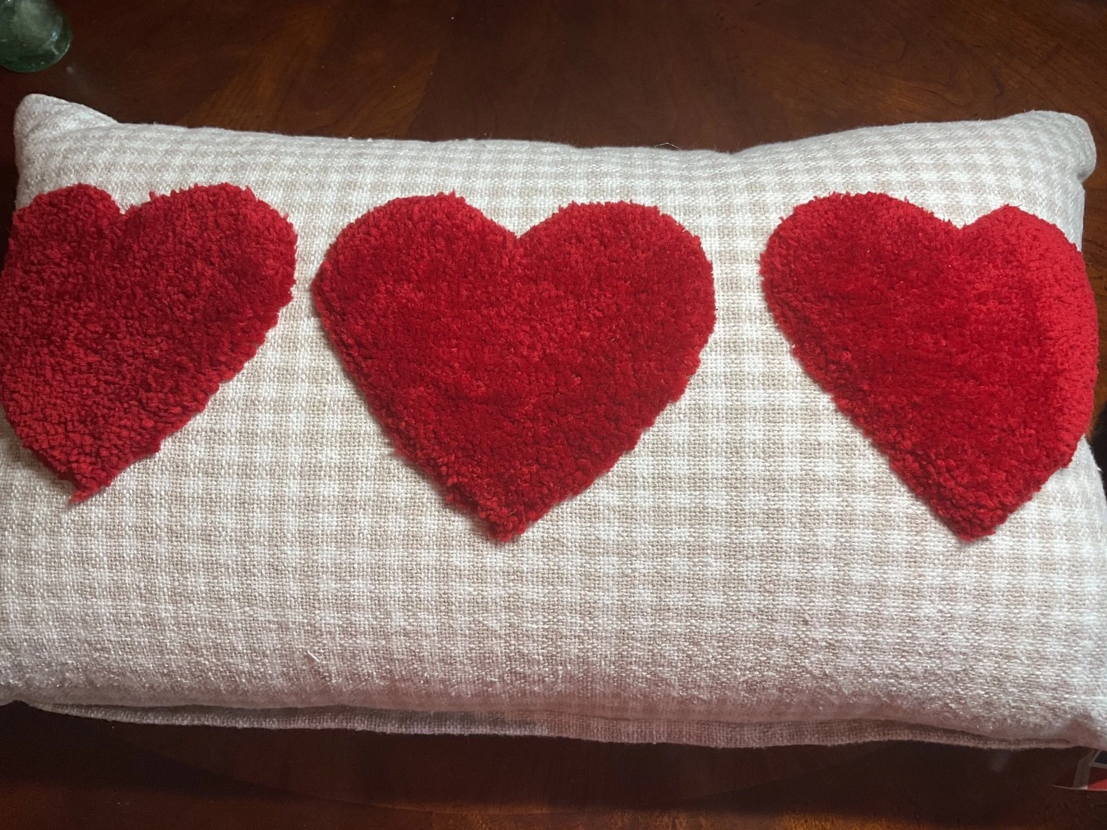 LONDON KAYE DOWN ALTERNATIVE PILLOW HEARTS TAUPE CHECK 14 x 24 NWT